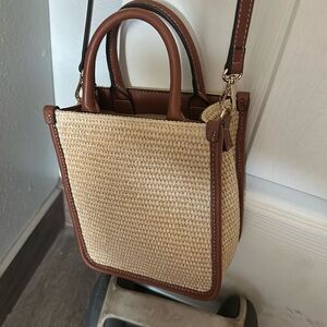 Straw crossbody